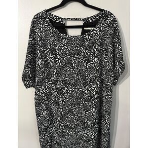 Sejour Plus Size Black and White Rose Floral Shift Dress SZ 18W Pockets